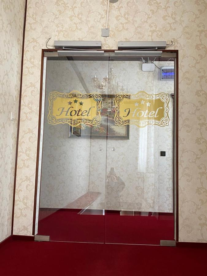 Hotel Onix Роман Экстерьер фото